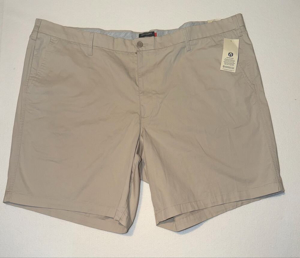 Docker men’s new Khaki with flexible waistband shorts